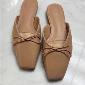Everlane Ballet Mules Tan size 7 NWT in box
